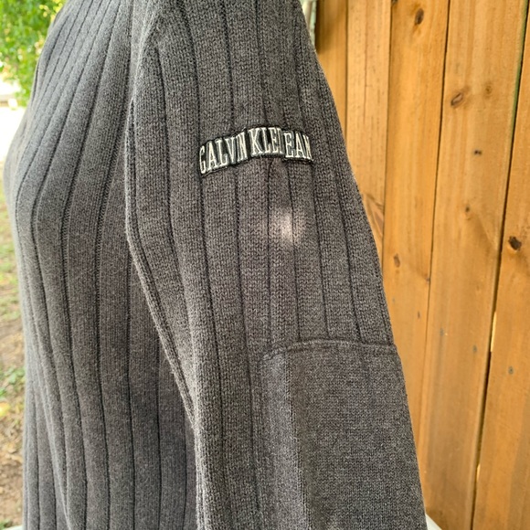 Y2K Vintage Calvin Klein turtleneck sweater size Medium. - Picture 2 of 8